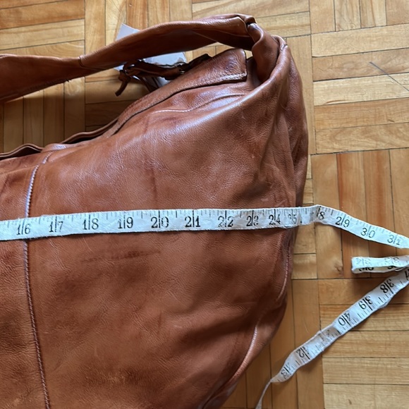 A.S 98 hobo large crossbody bag in camel colour - Picture 13 of 14